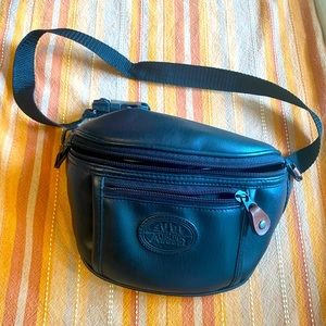 Black leather Fanny pack/hip pack/crossbody bag